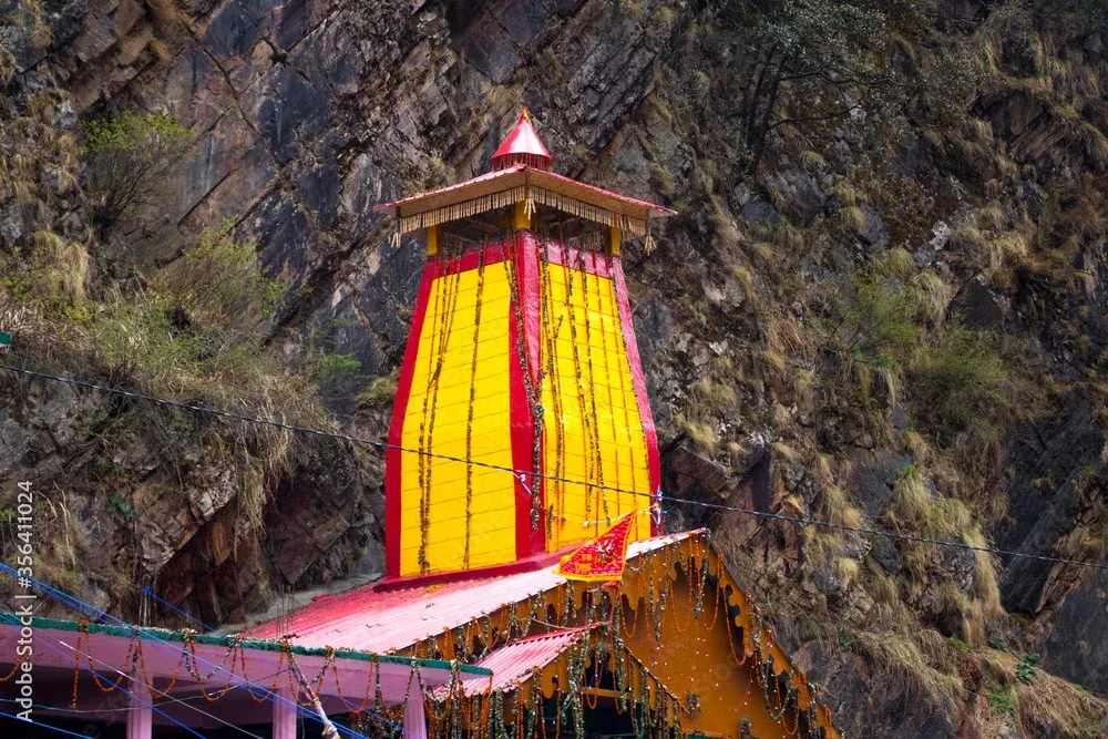 yamunotri.webp
